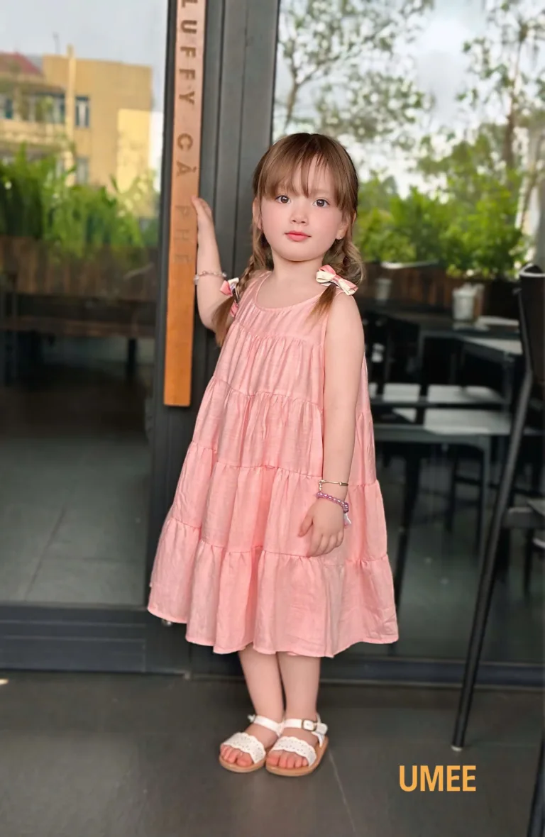 Váy tiểu thư dáng xòe cho bé